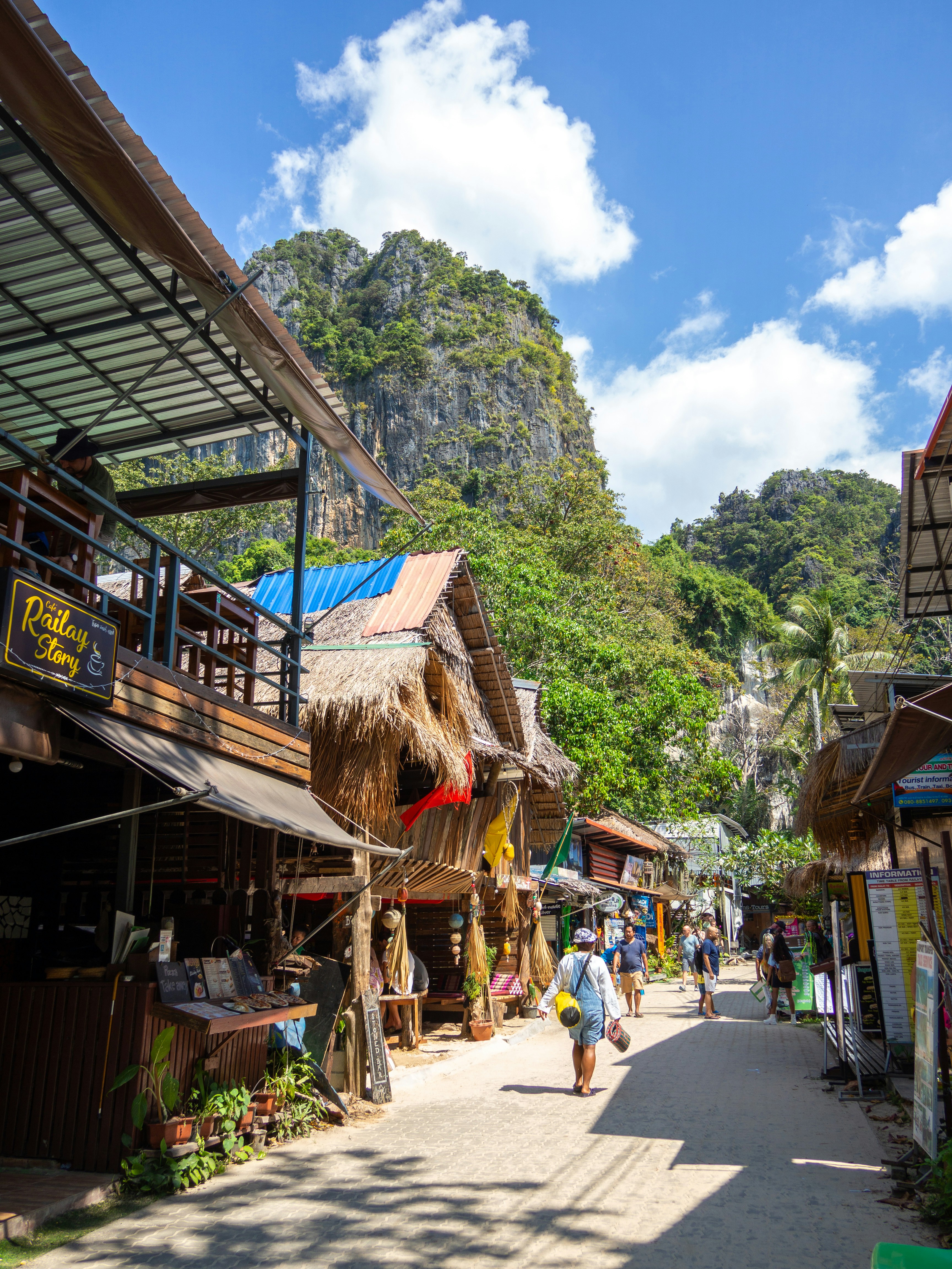 Thailand in Three Acts: A First-Timer's Stay Strategy - The South