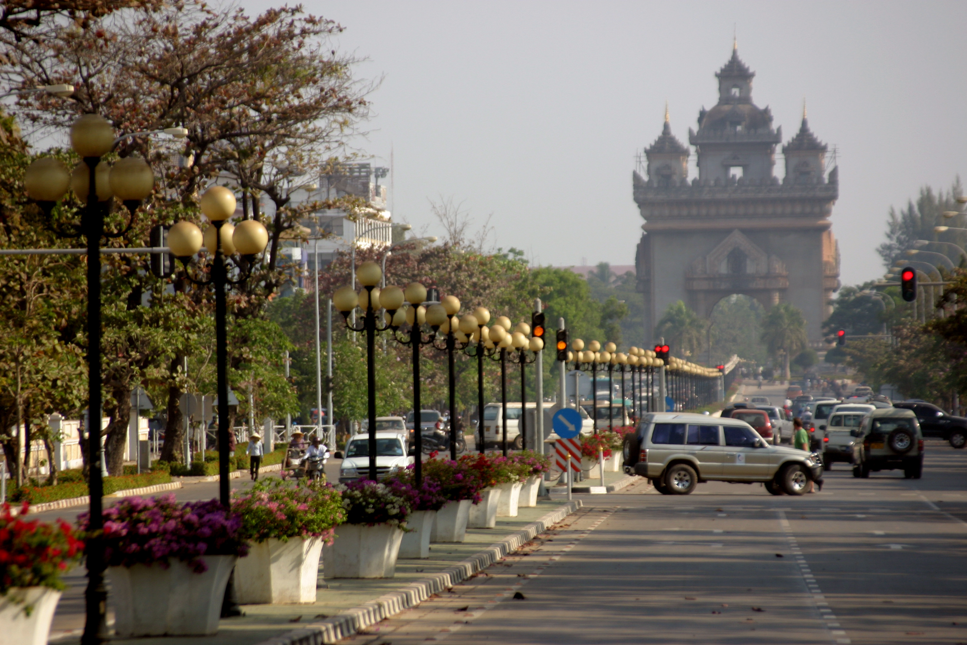 Patuxai monument and boulevard, Vientiane