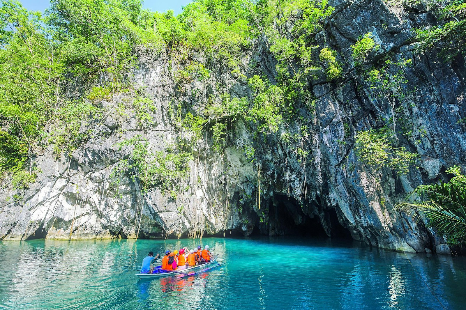 Boats at the entrance of Puerto Princesa Subterranean River