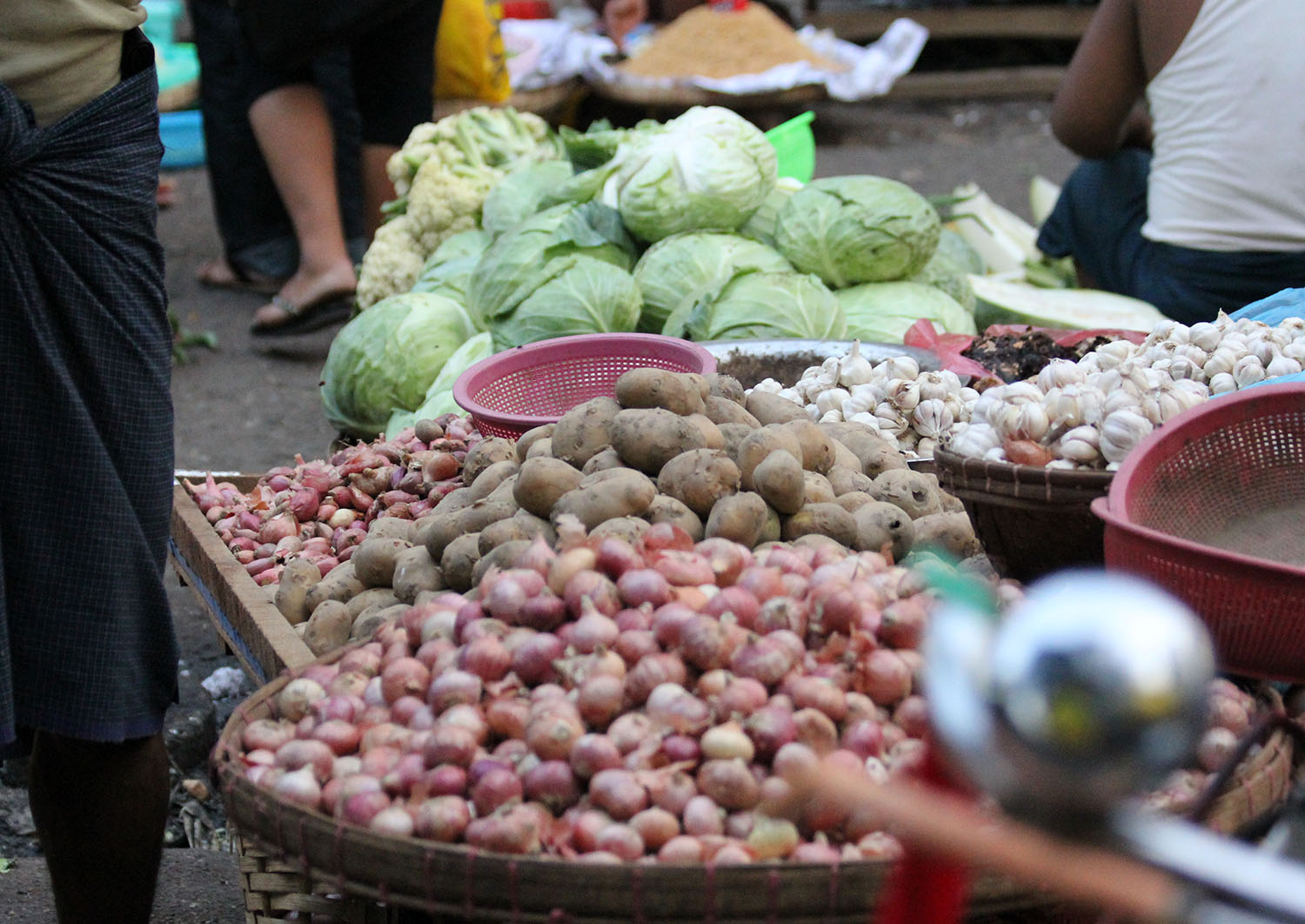 Street grocery vendor stall in Myanmar