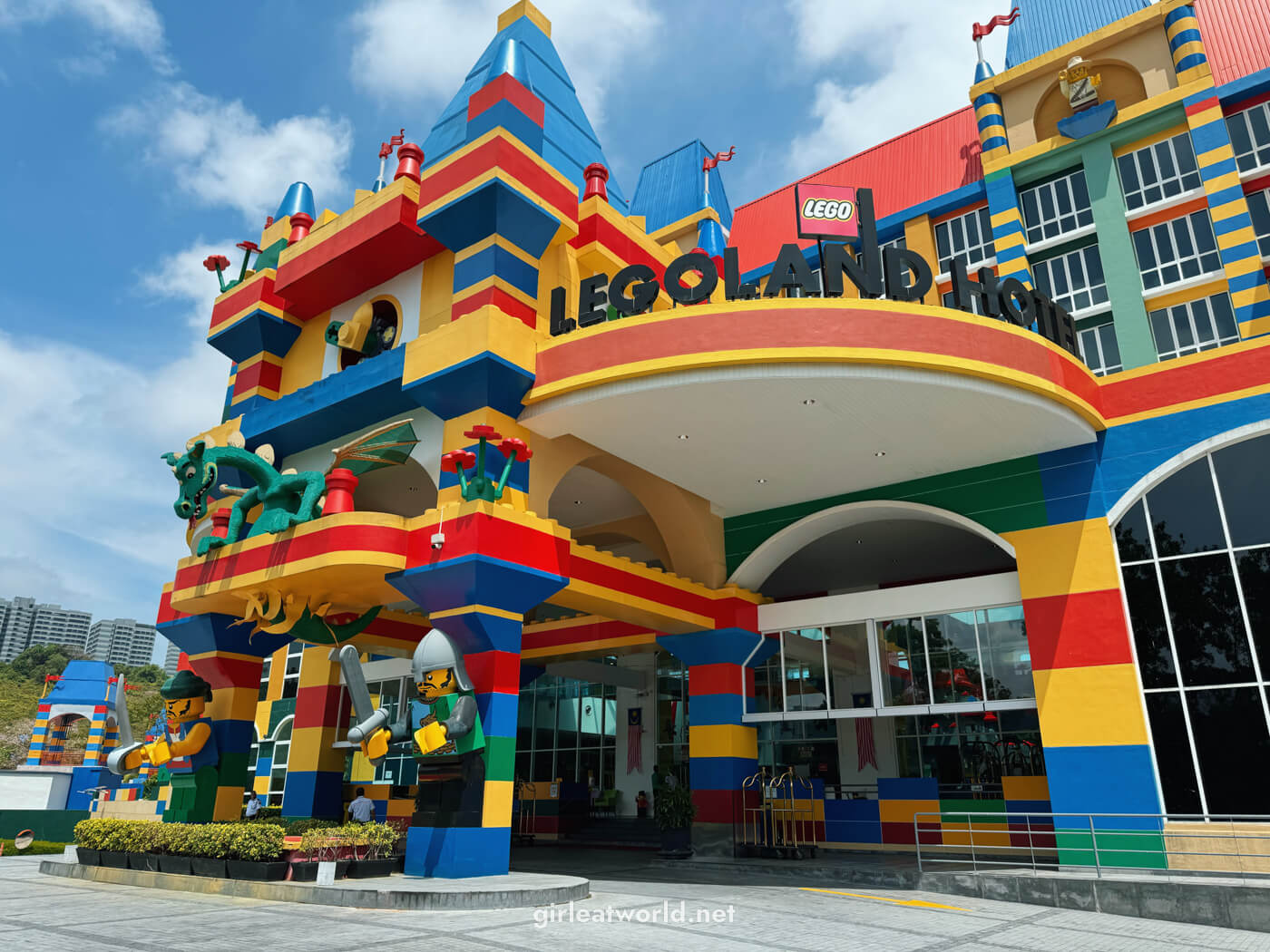 Legoland Castle Hotel whatzub travel